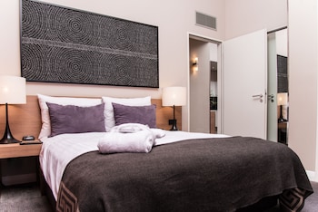 adina apartment hotel berlin checkpoint charlie