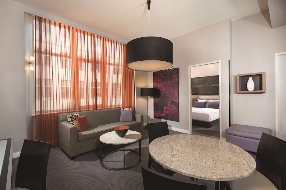 adina apartment hotel berlin checkpoint charlie