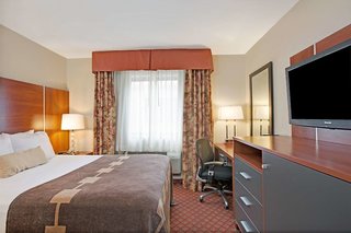 Ramada By Wyndham Staten Island,New York>>Castleton Corners,3 star