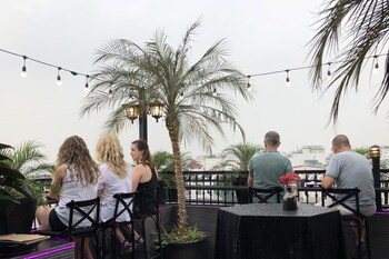 jm marvel hotel and spa