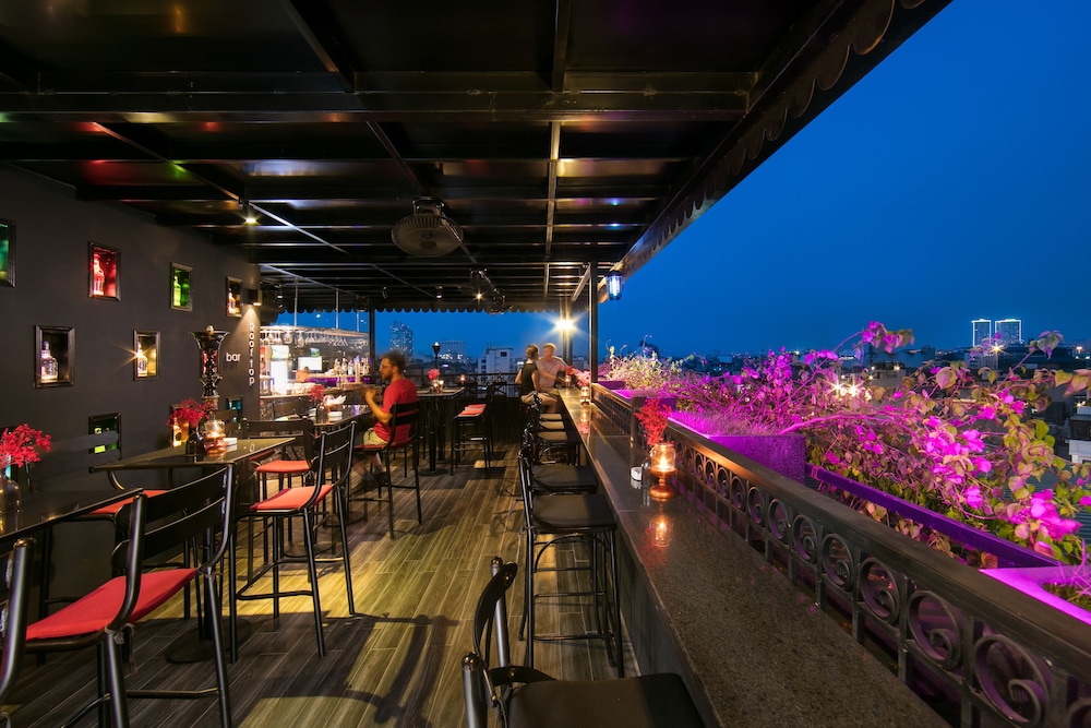 jm marvel hotel and spa