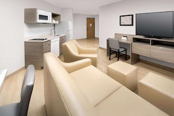 woodspring suites seattle tukwila