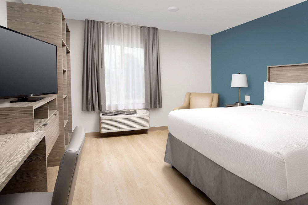 woodspring suites seattle tukwila