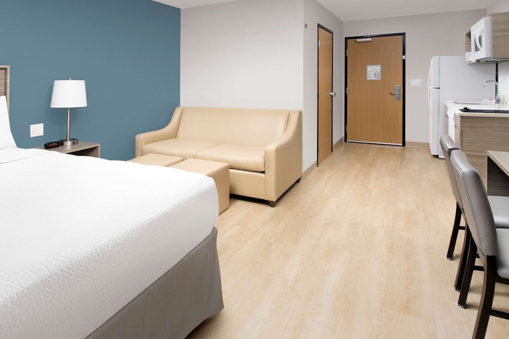 woodspring suites seattle tukwila