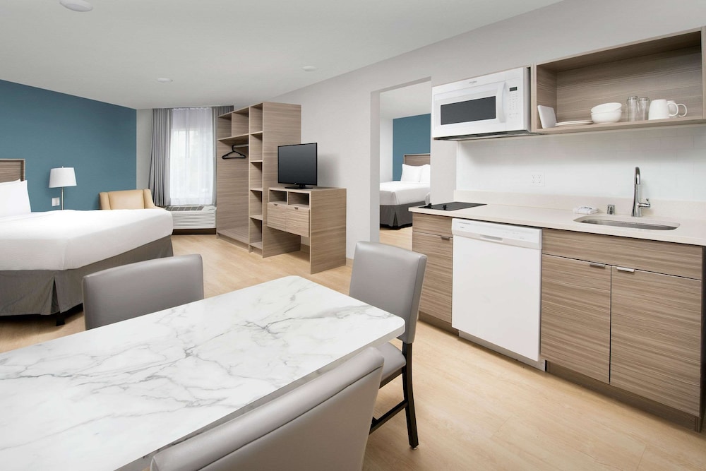 woodspring suites seattle tukwila