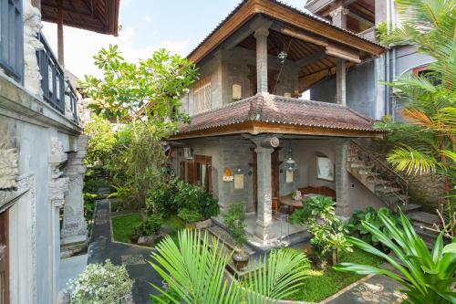 bali moon guest house