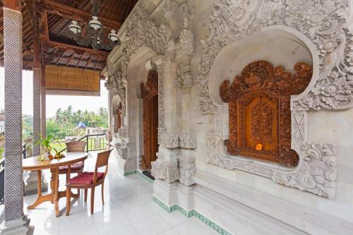 bali moon guest house