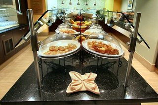 Hilton Garden Inn Bethesda Downtown,Friendship Village>>Bethesda,3 star