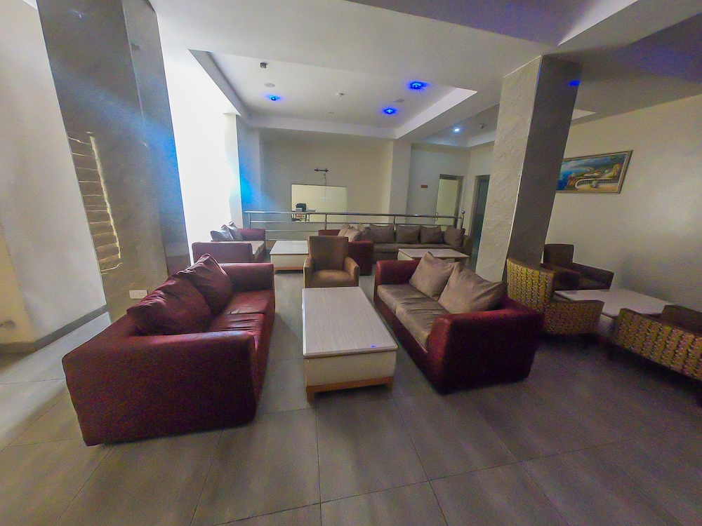 maxbe continental hotel