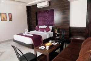 Hotel Indralok Inn,Lonavala>>Kune N.M.,3 star