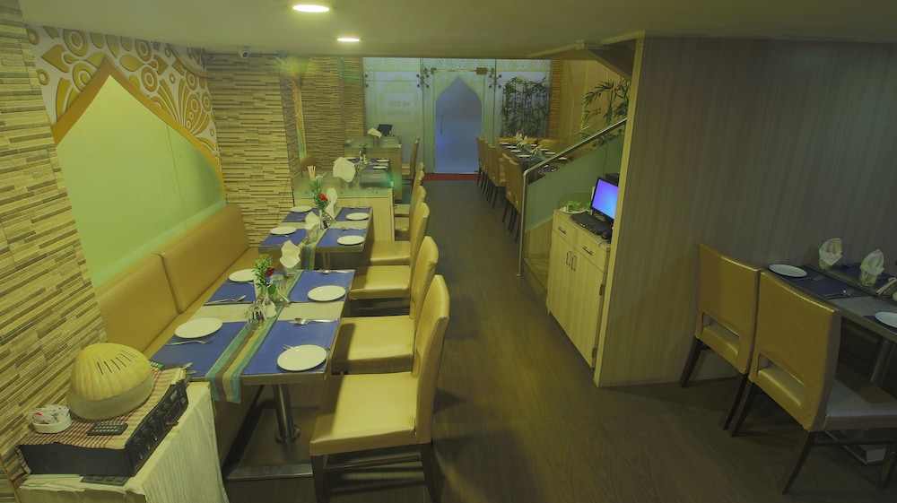 Aboo's Concord Galaxy,Mumbai Suburban>>Mumbai,3 star