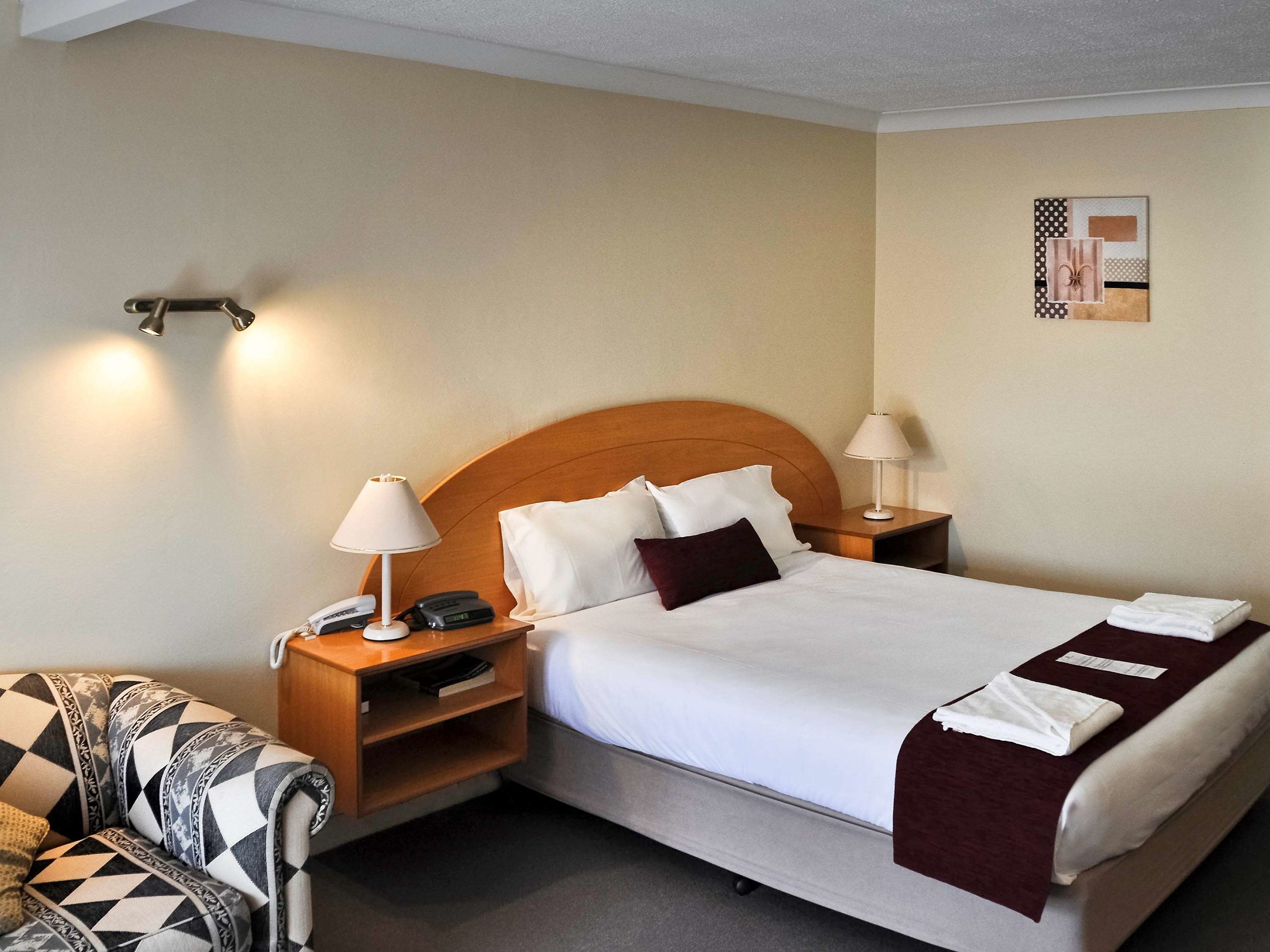 ibis styles orange