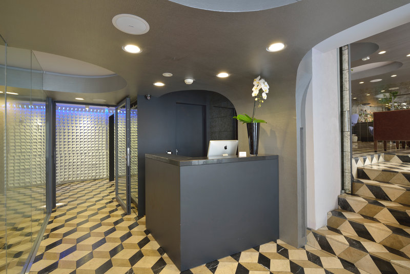 vander urbani resort