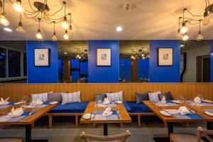 the beachfront hotel phuket