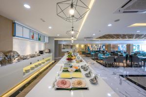 the beachfront hotel phuket