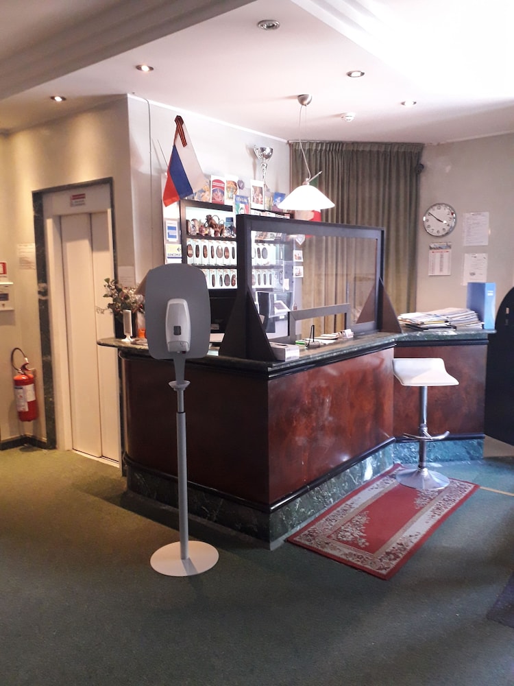 hotel niagara rimini