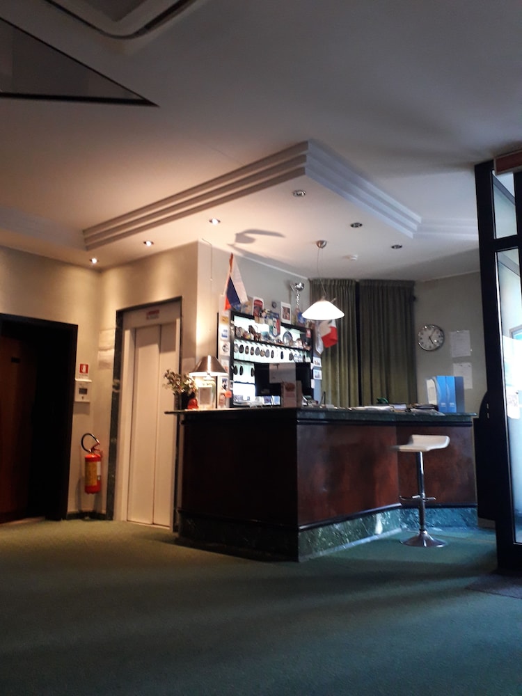 hotel niagara rimini