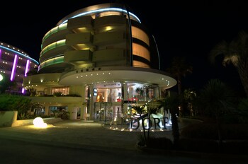 hotel waldorf premier resort