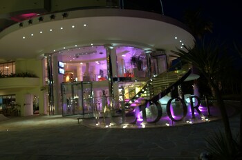 hotel waldorf premier resort