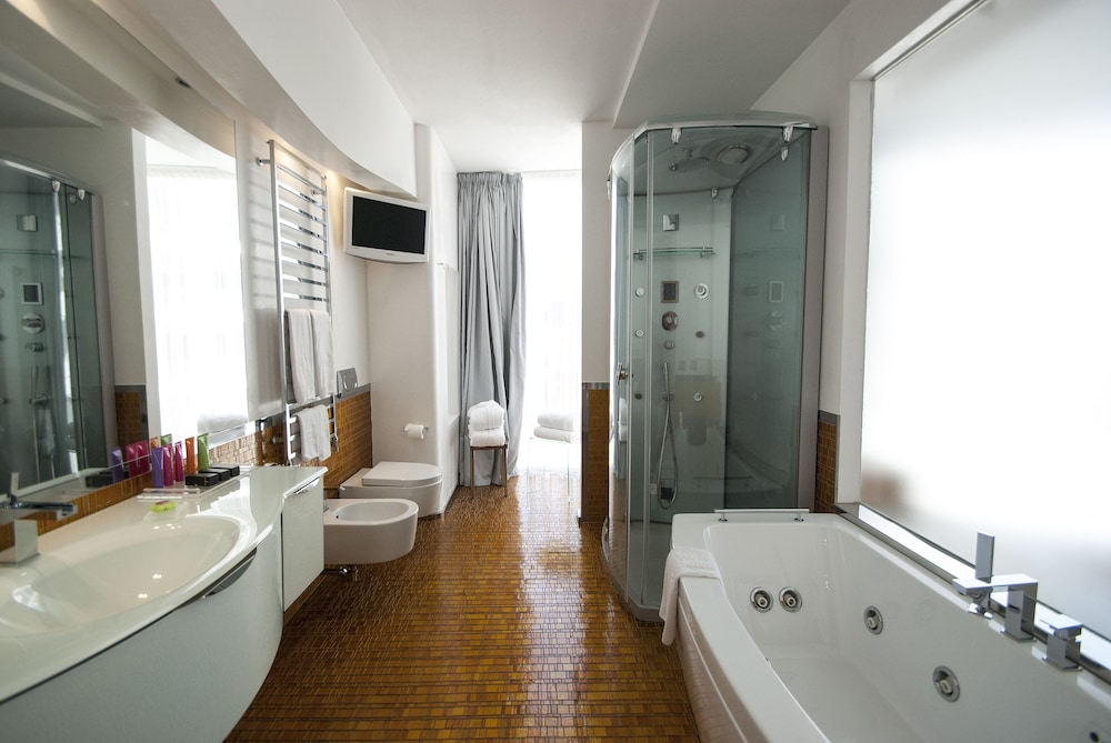 hotel waldorf premier resort