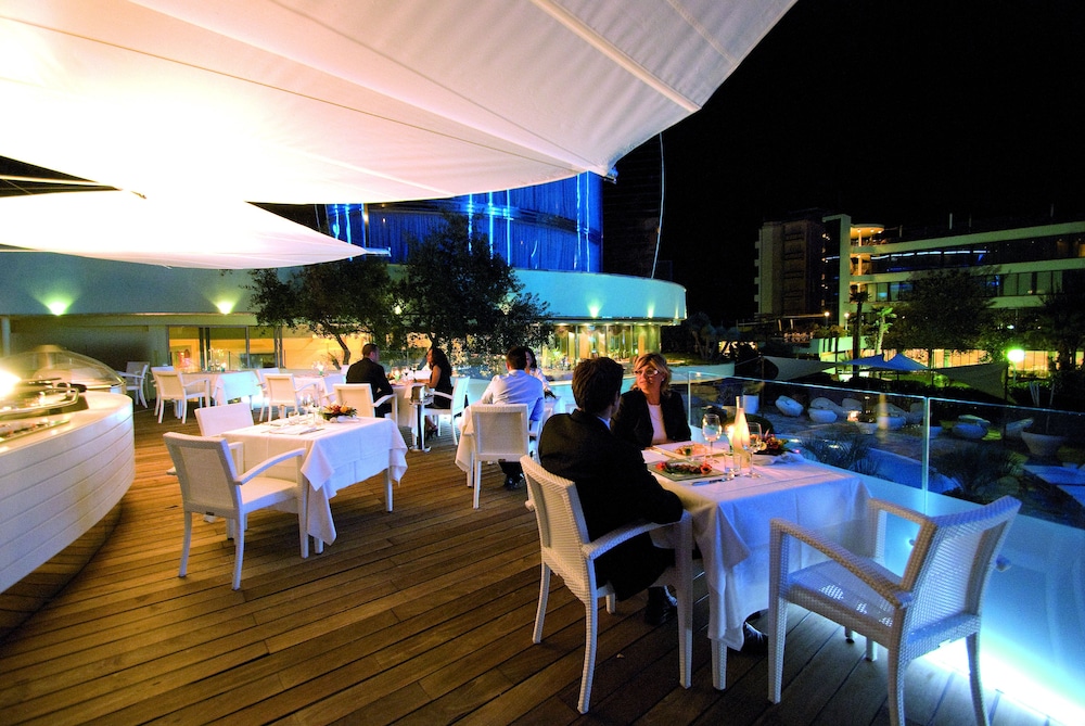 hotel waldorf premier resort