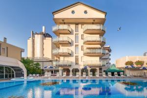 Hotel Universal,Cervia>>Bologna,4 star