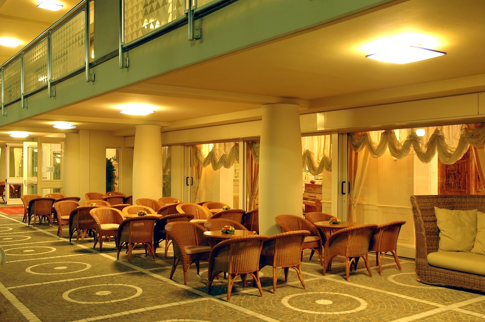 hotel universal