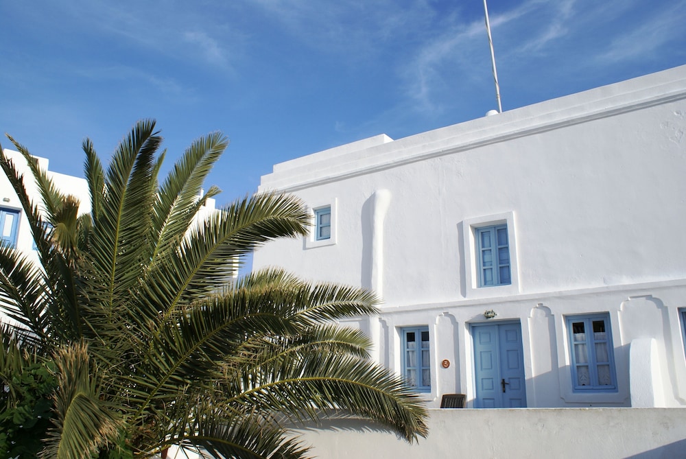 aethrio sunset village oia