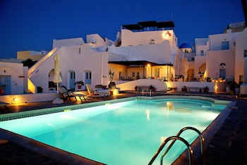 aethrio sunset village oia