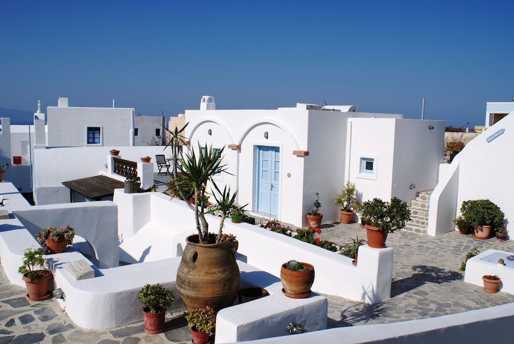 aethrio sunset village oia