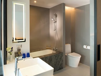 novotel bangkok sukhumvit 4