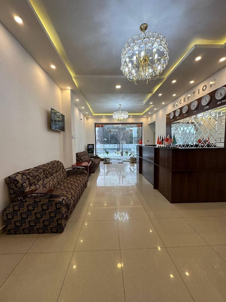 hotel diyor