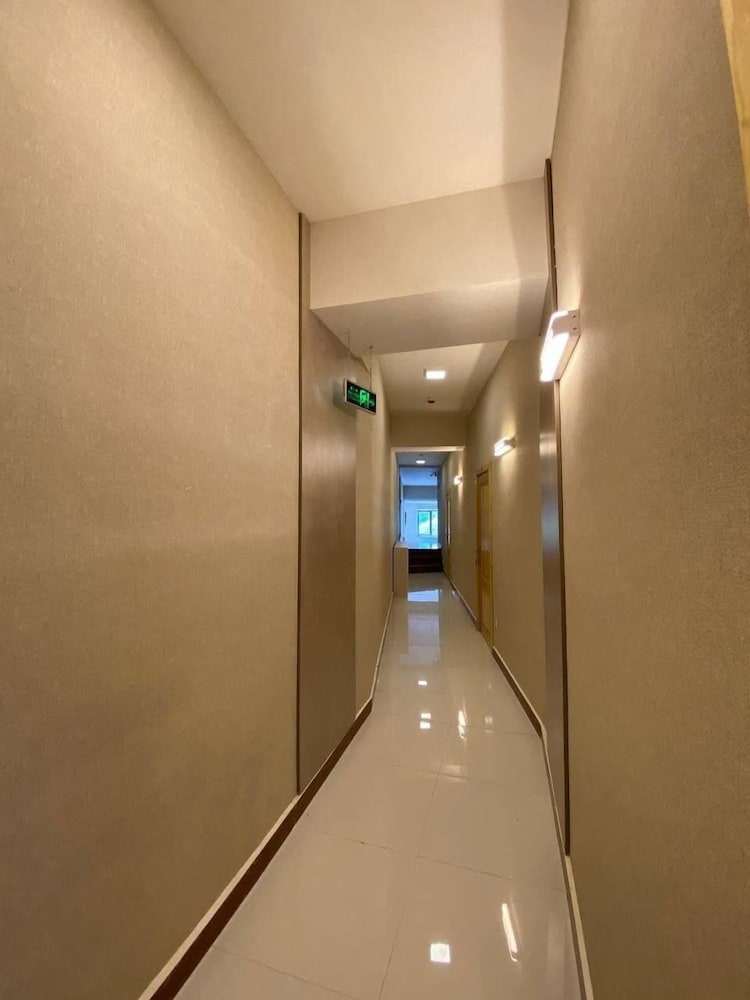 hotel diyor