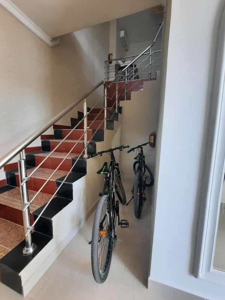 hotel diyor