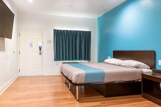 motel 6 houston tx north