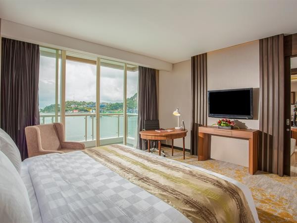 swiss belhotel papua