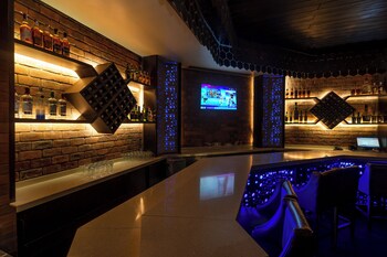 hotel mayura