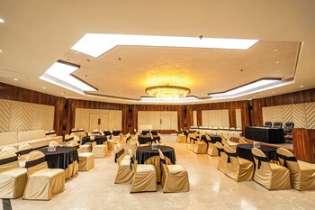 hotel mayura