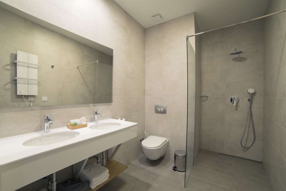 city nest modern and cozy suites