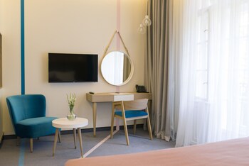 city nest modern and cozy suites