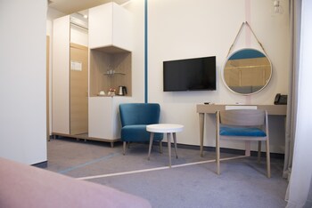 city nest modern and cozy suites