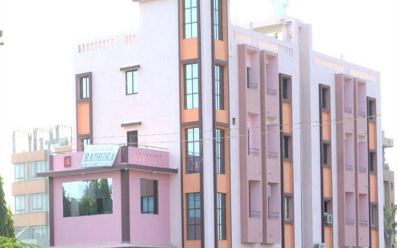 hotel radhika