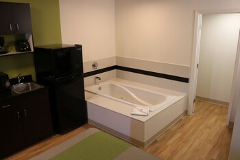 studio 6 victorville apple valley