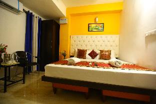 Hotel Yash Residency Assi Ghat & Bhu,B34/130, Manas Nagar Colony, Durgakund, Tulsi Manas Mandir Colony, Extension, Varanasi,2 star