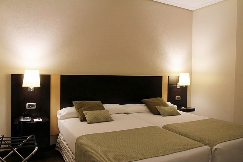 hotel conde duque bilbao