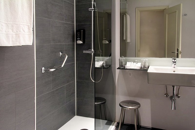 hotel conde duque bilbao