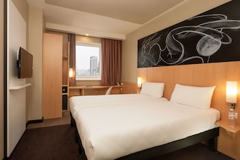 ibis kyiv railway station