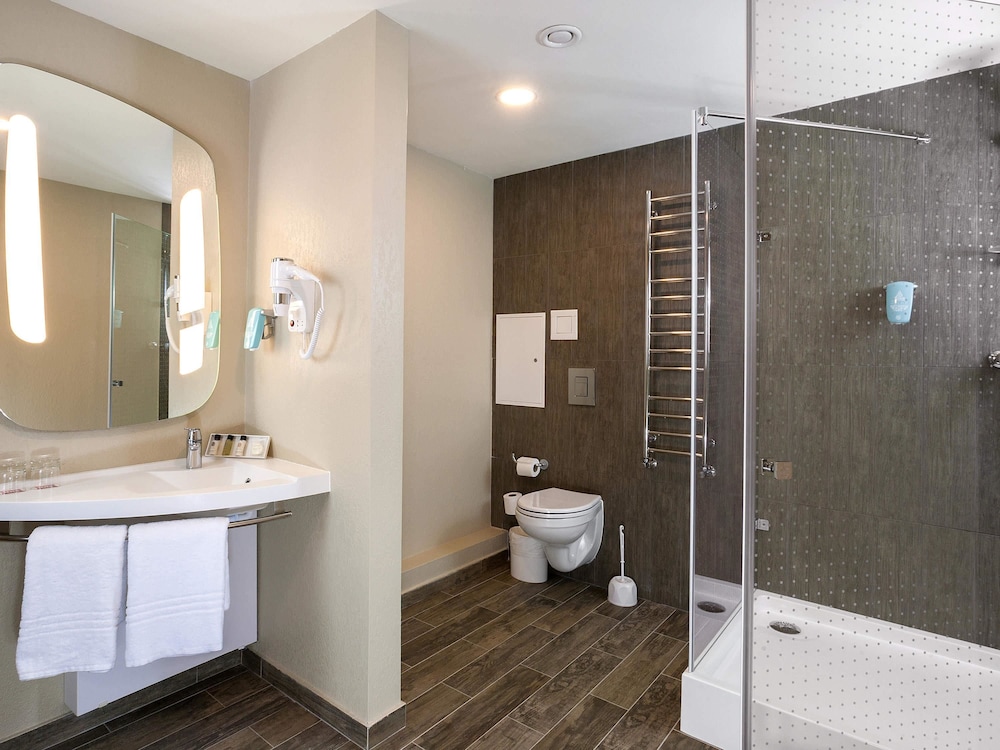 ibis kyiv railway station