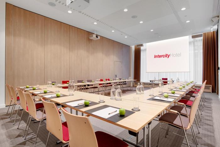 intercity hotel frankfurt hauptbahnhof sud