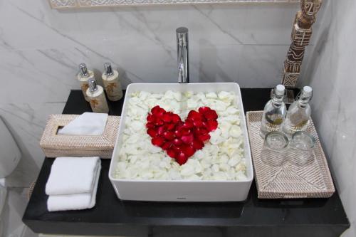 kubu garden suites and villas nusa dua